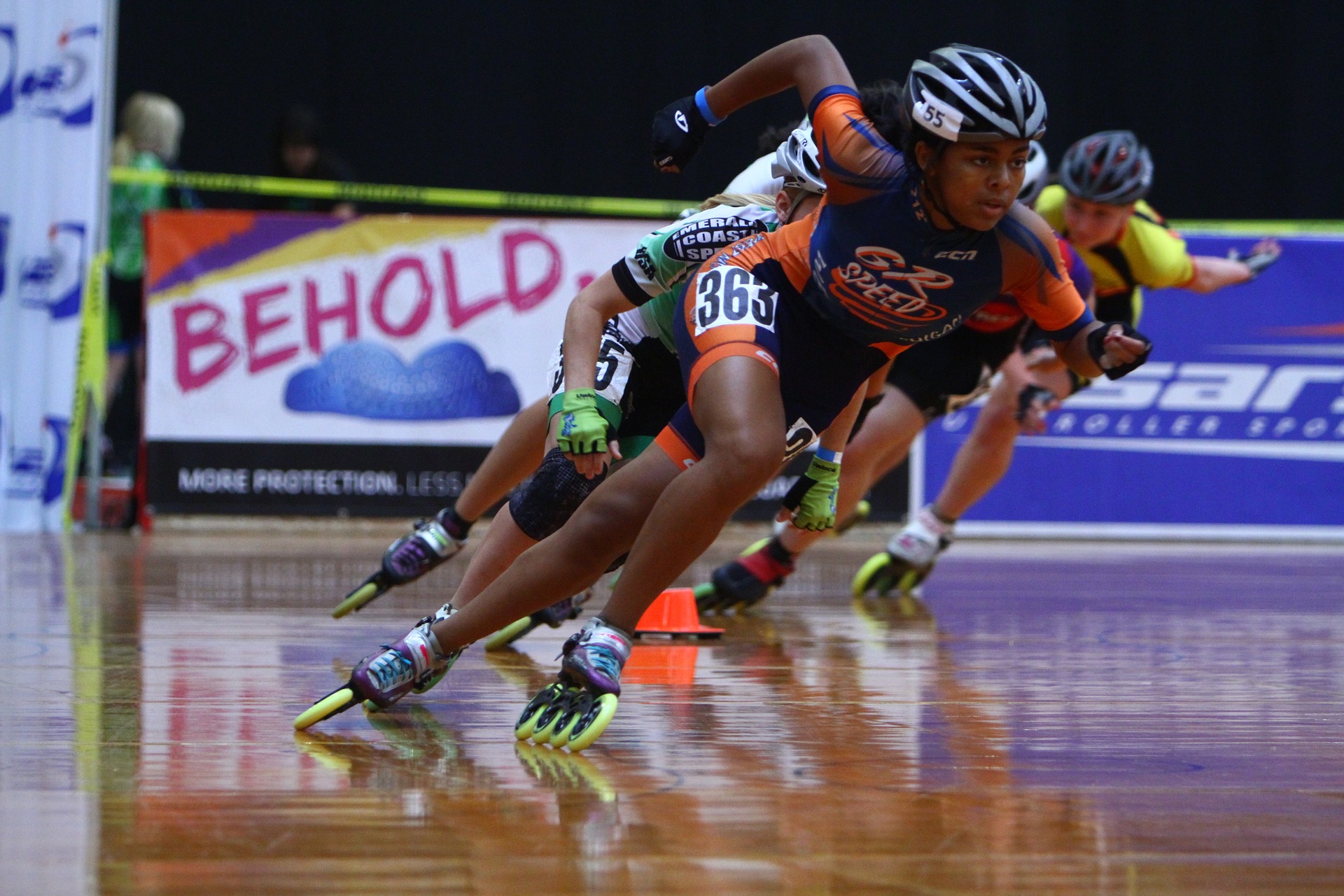 Speed Skaters Geschwindigkeiten erreichen